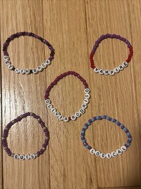 Olivia Rodrigo Inspired GUTS
Friendship Bracelets Handmade Beaded Fan Gift